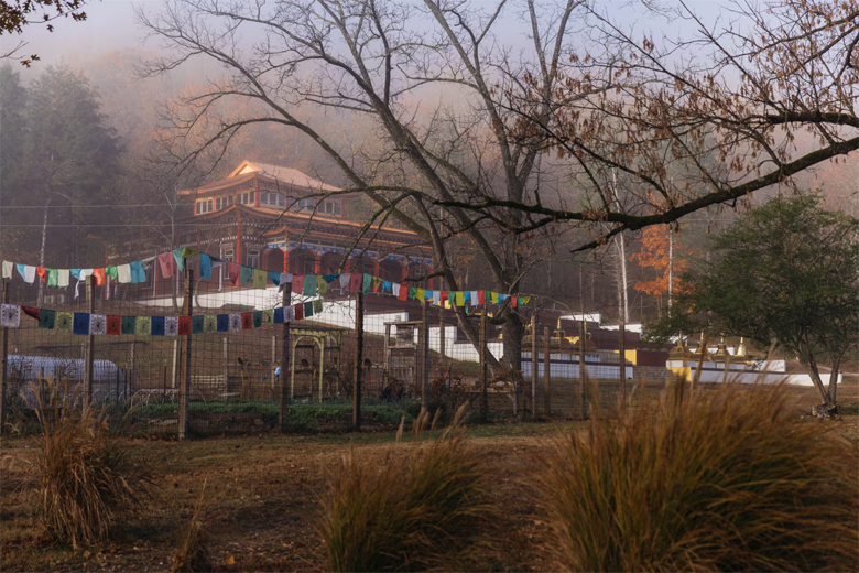 Ashrams, Communes and Monasteries